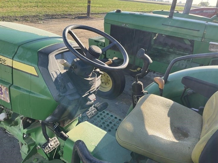 john-deere-5083e-image-16