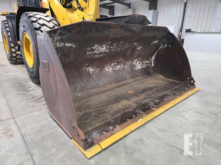 2021-caterpillar-920-image-10