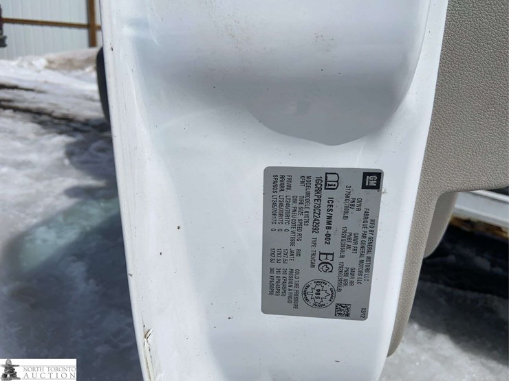 2012-chevrolet-silverado-1500-image-15