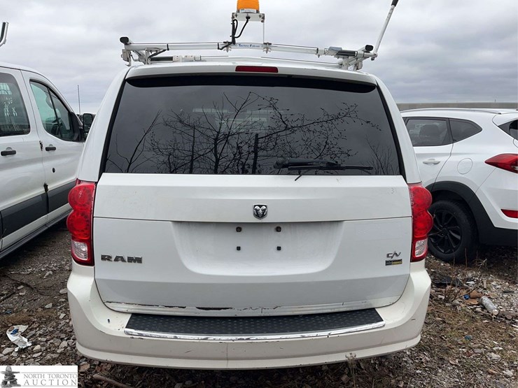 2014-ram-c/v-image-5