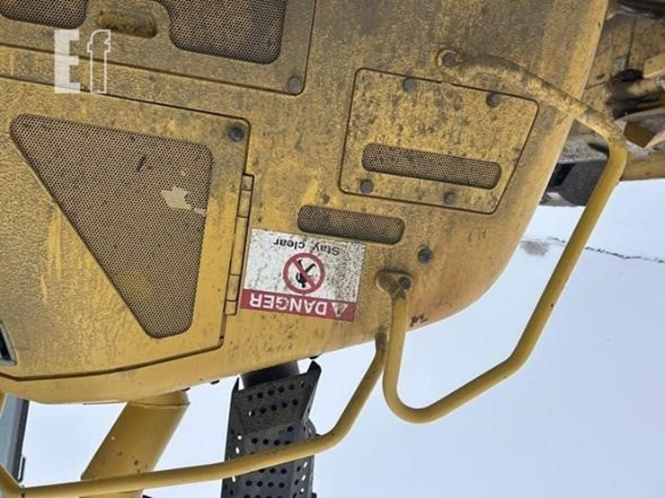 2017-komatsu-d61pxi-image-59