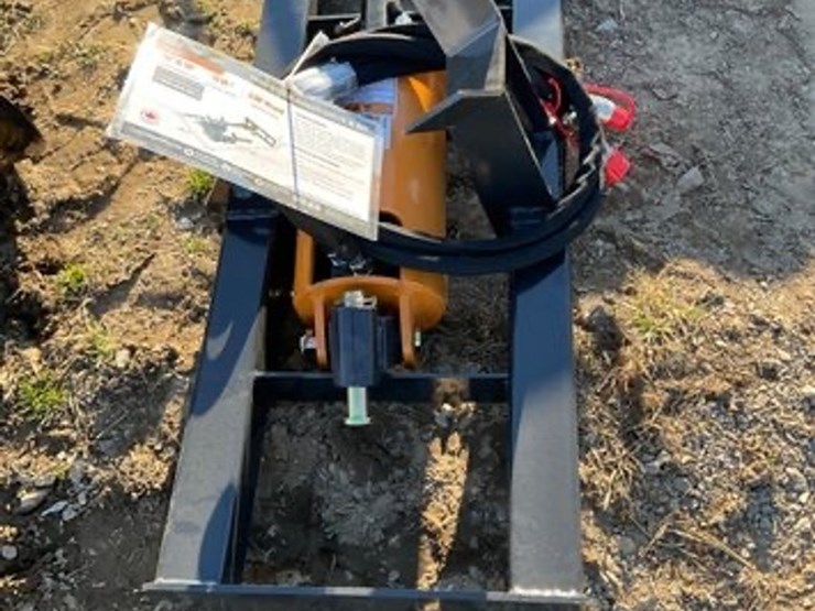 #53-•-unused-wolverine-skid-steer-auger-drive-&-bit-attachment-with-2-augers-image-5