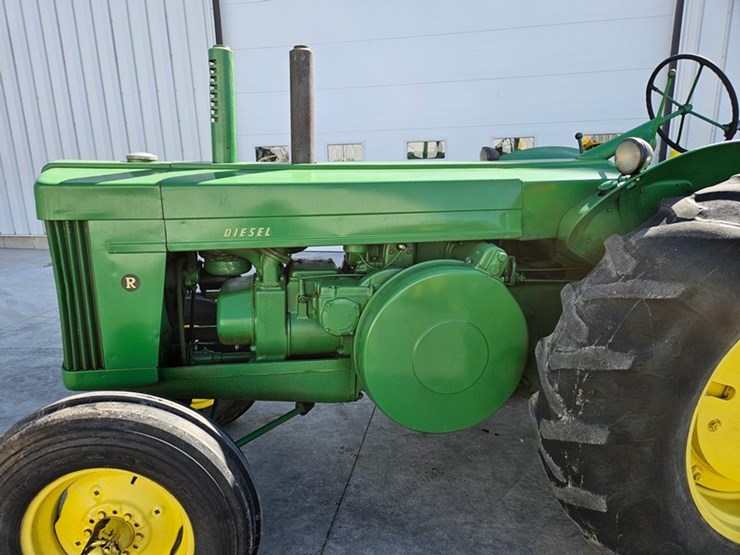 john-deere-r-image-9
