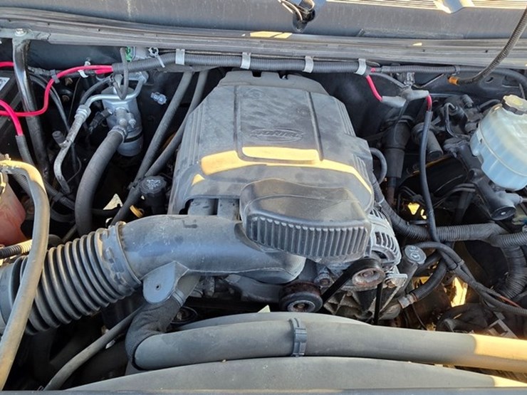 2011-chevrolet-2500-image-36