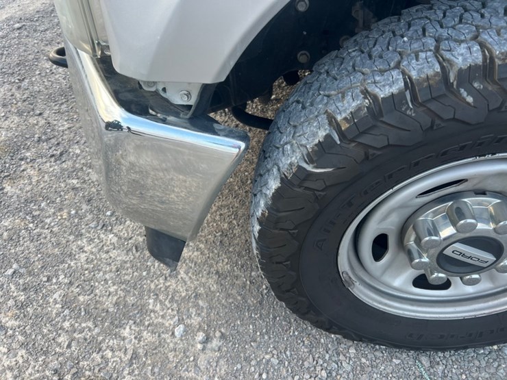 2017-ford-f250-xl-image-15