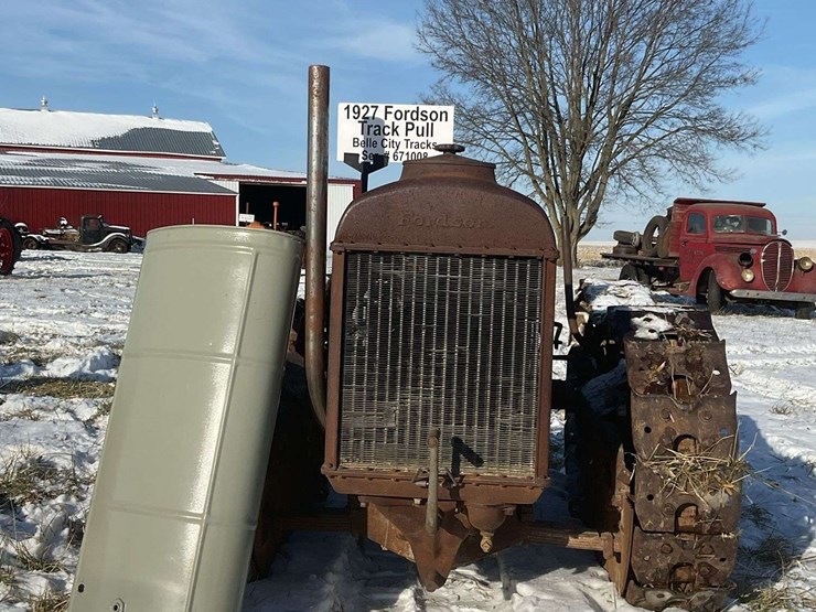 1927-fordson-track-pull-with-belle-city-tracks-image-2