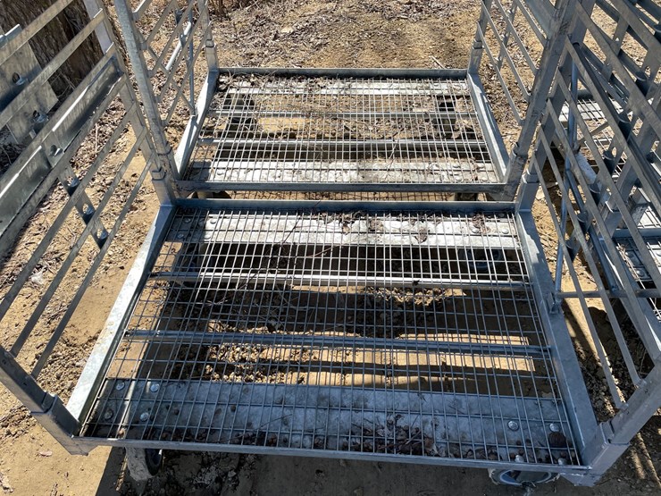 #3965-•-(6)-metal-greenhouse-rolling-racks-image-9