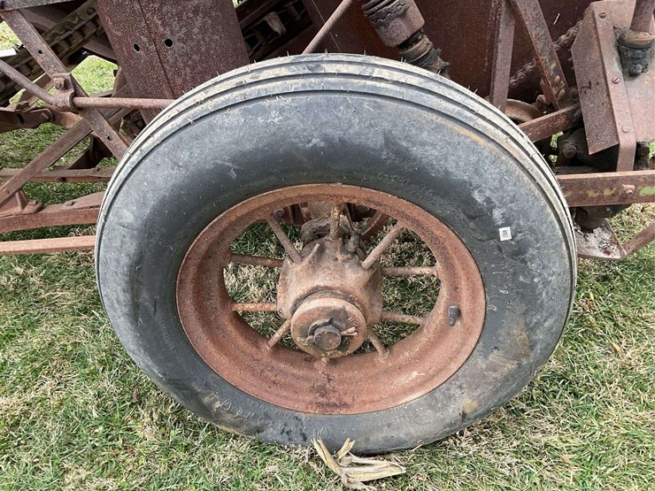 john-deere-binder-image-18