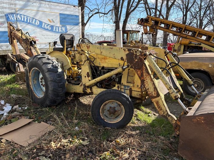 ford-tractor-image-2