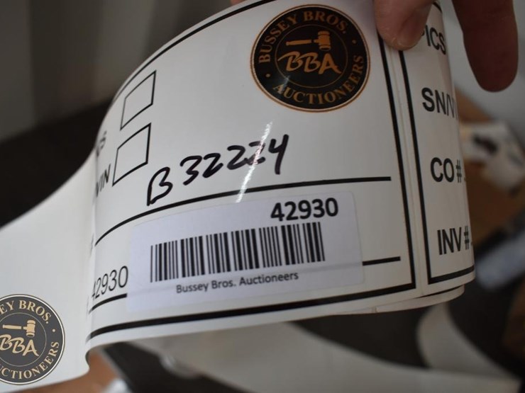 caterpillar-dozer-lawn-ornament-42929-image-6