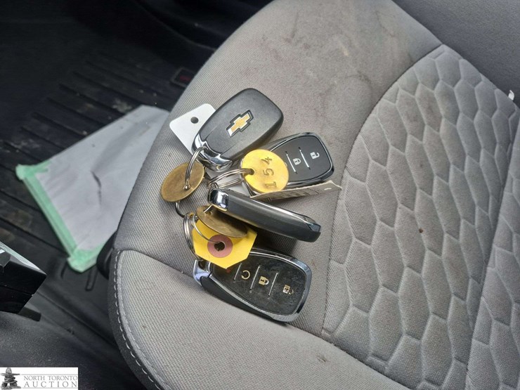 2018-chevrolet-equinox-image-17