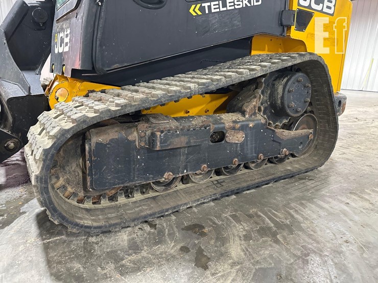 2021-jcb-3ts-8t-image-24