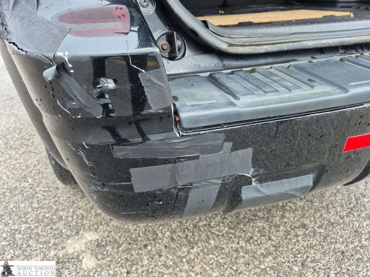 2010-ford-escape-image-30