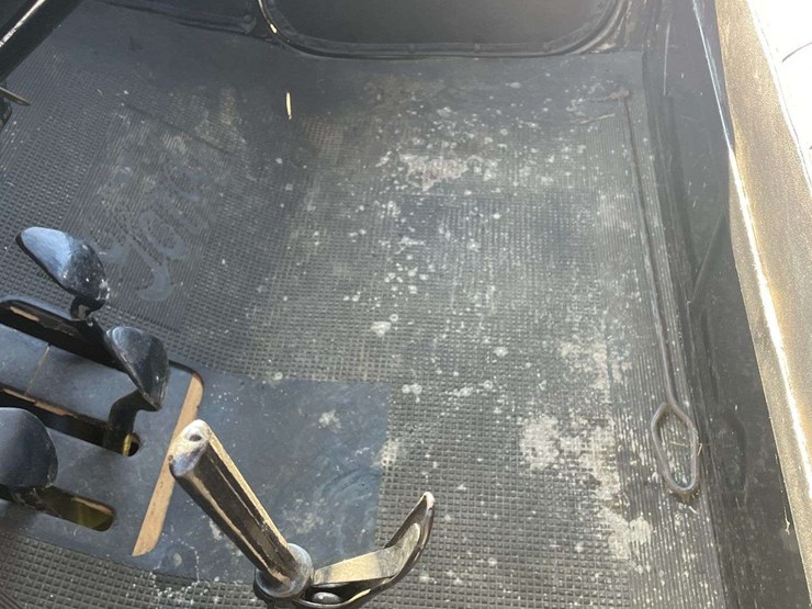 1917-model-t-touring-image-67