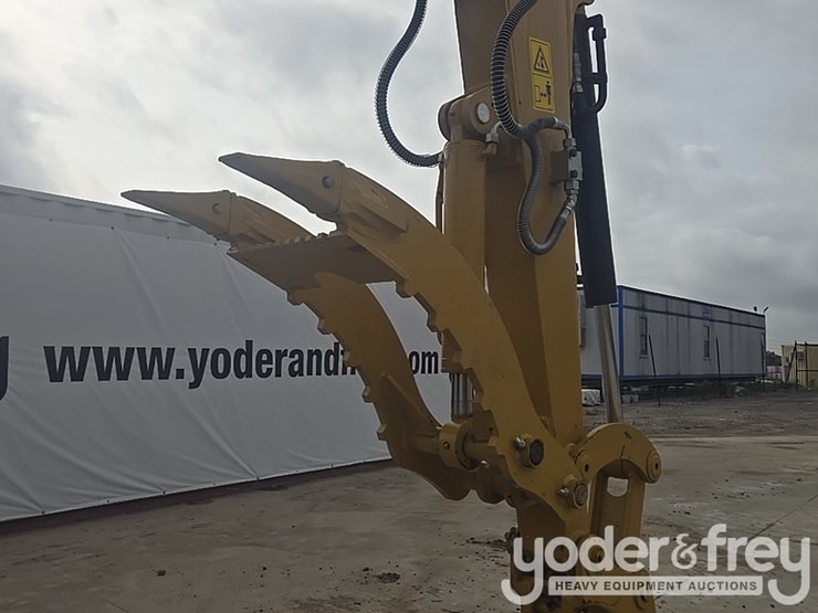 2018-caterpillar-305.5-image-33