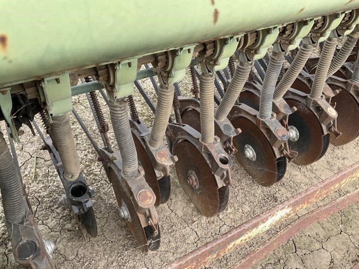 john-deere-8300-image-13