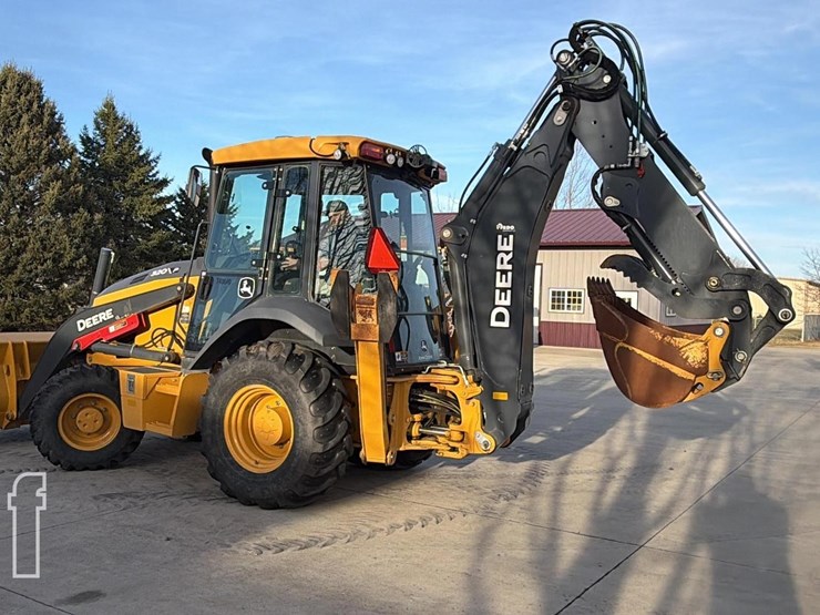 2023-deere-320-p-tier-image-7