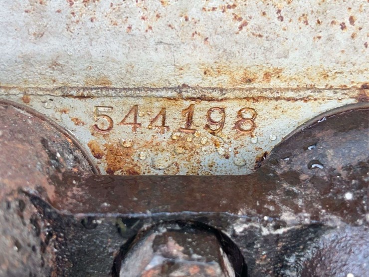 brand-new-never-used-1925-fordson-tractor-image-58