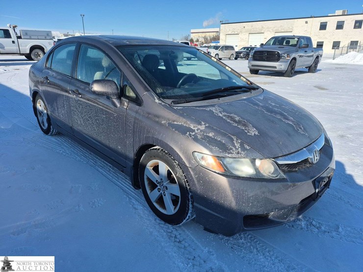 2009-honda-civic-sport-4dr-sedan-5a-image-7