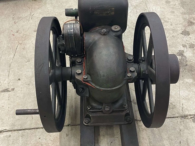 john-deere-11-image-6