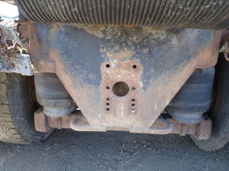 2013-kenworth-t800-image-61