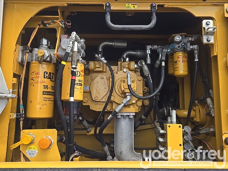 2017-caterpillar-336fl-image-38