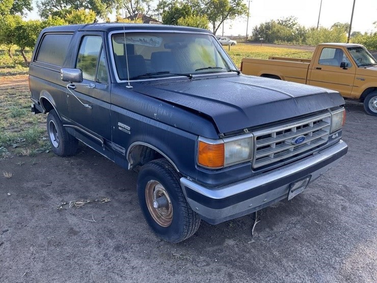 1987-ford-bronco-image-3