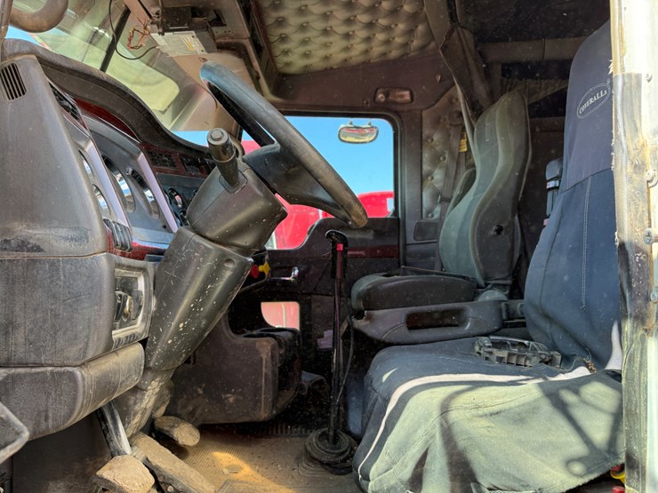 2006-kenworth-w900-image-11