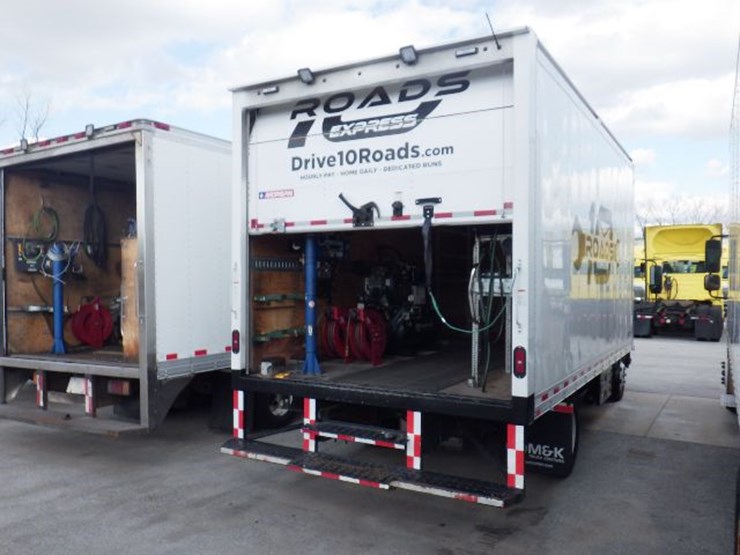 2023-isuzu-npr-hd-image-5