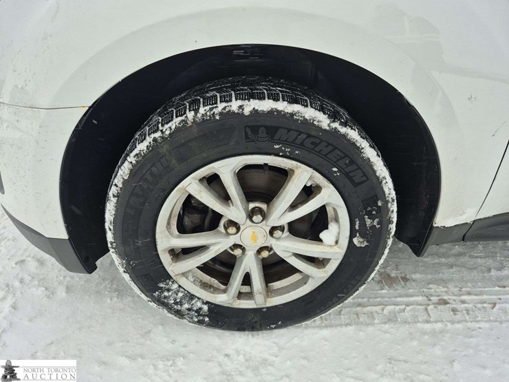 2017-chevrolet-equinox-image-20