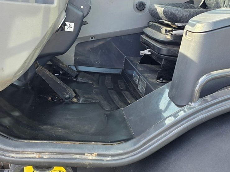 2023-case-321f-image-49