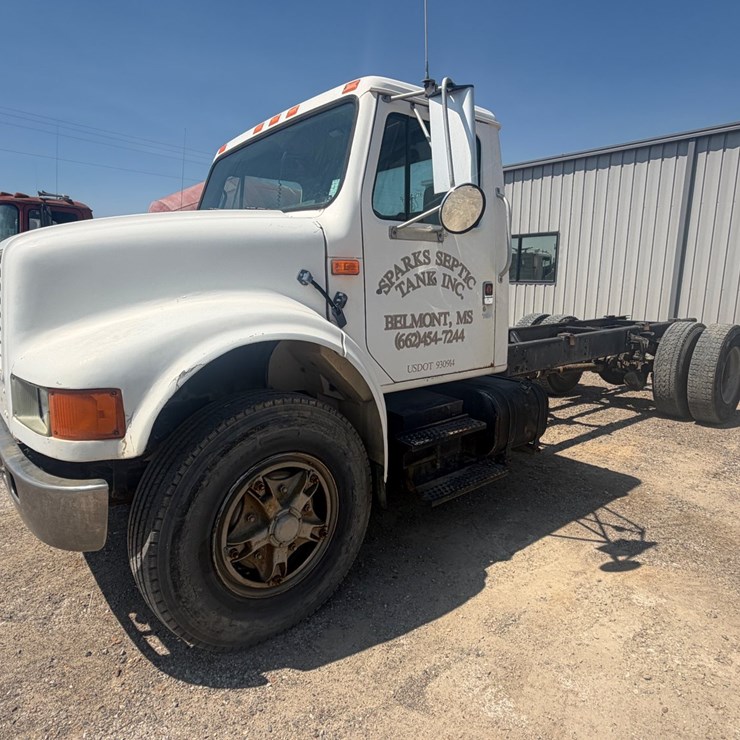 1990 INTERNATIONAL 4900
