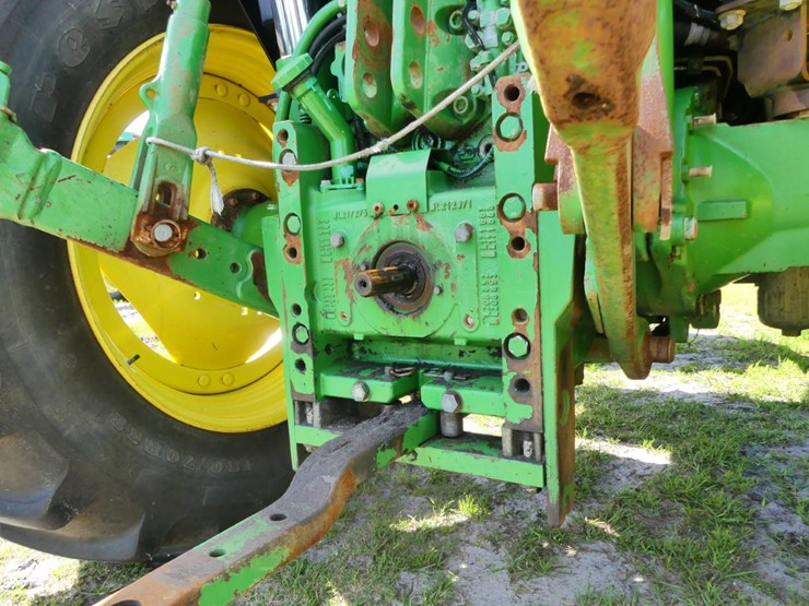 2015-john-deere-6115m-image-7