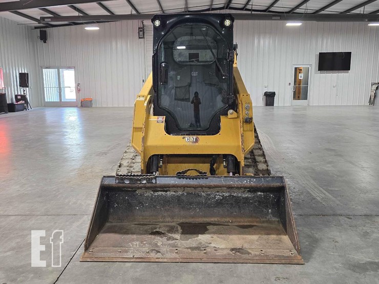 2023-caterpillar-259d3-image-7