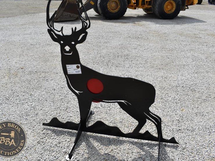 john-deere-shooting-target-42928-image-1