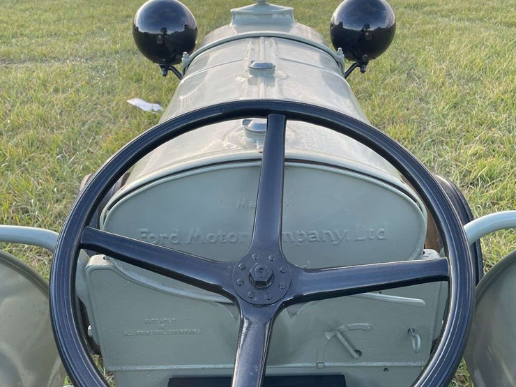 1929-fordson-tractor-image-42