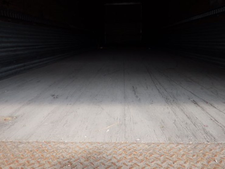 2014-hyundai-translead-image-16