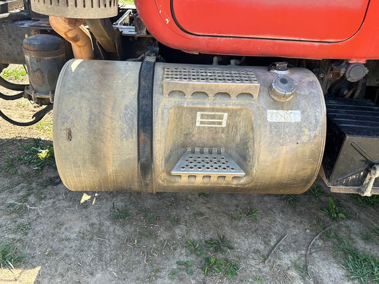 #31965-•-1989-mack-r688-tandem-axle-truck-tractor-image-28