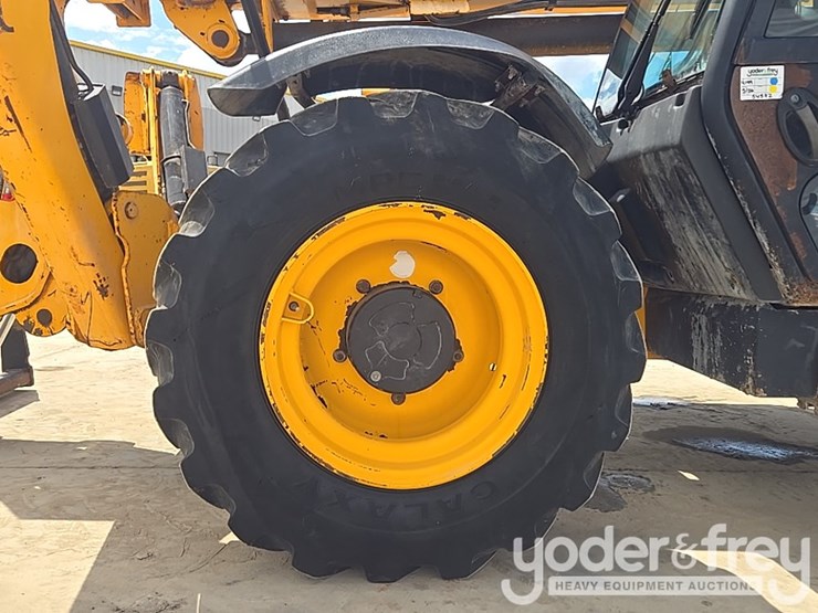 2018-jcb-512-56-image-13