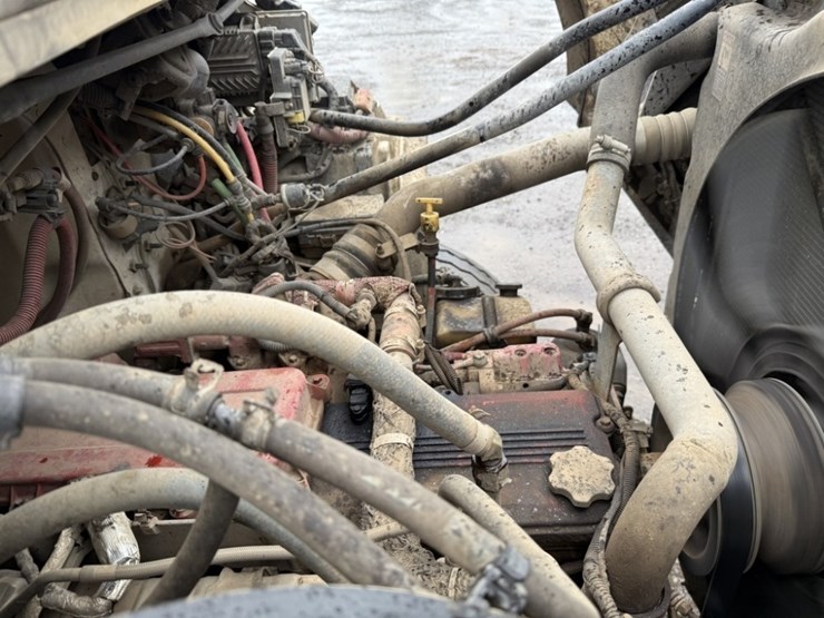 2011-freightliner-vac-con-t/a-vacuum-truck-image-15