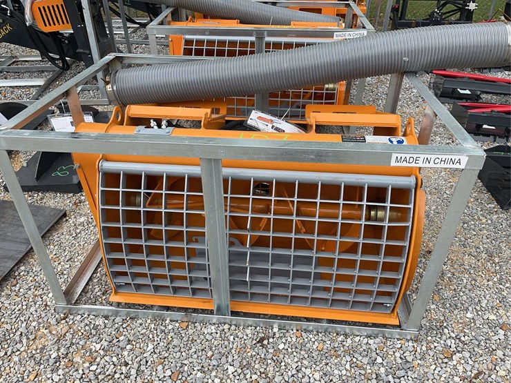 land-honor-double-discharge-concrete-mixer-image-2