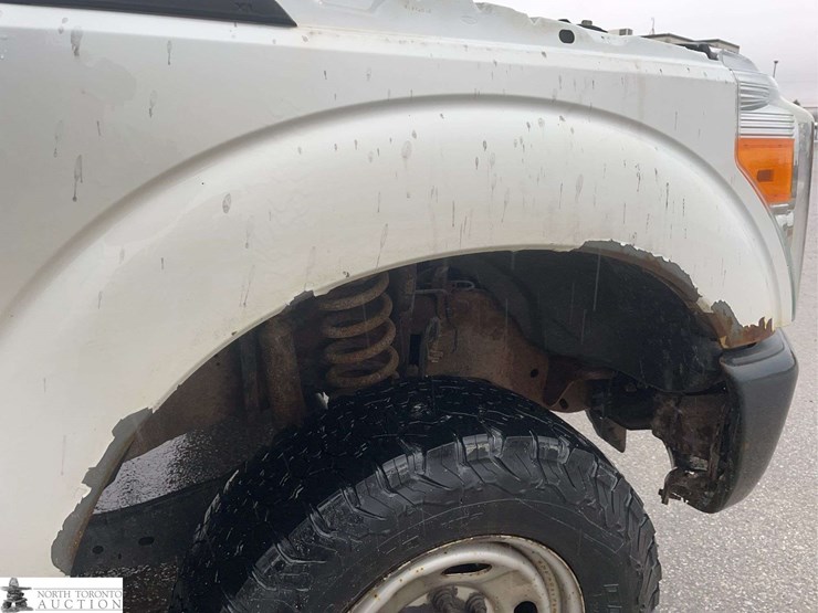 2016-ford-f350-image-27