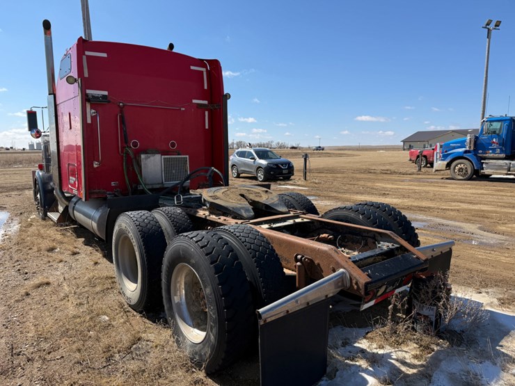 2007-kenworth-w900-image-6