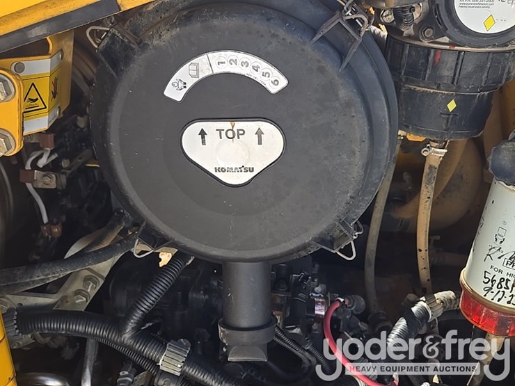 2023-komatsu-d61px-24-image-54