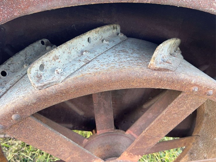 1924-fordson-tractor-image-54