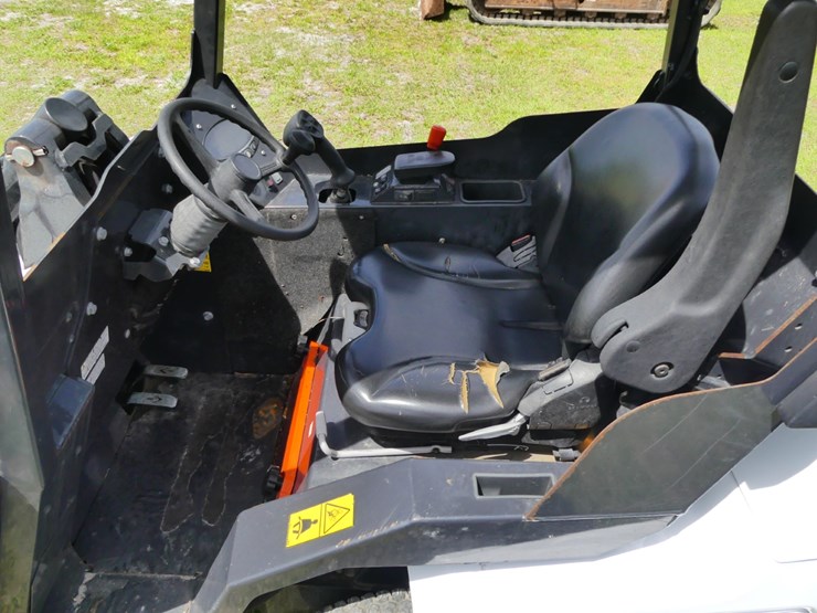 2023-bobcat-l28-image-10