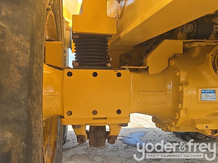 2022-deere-260e-image-66