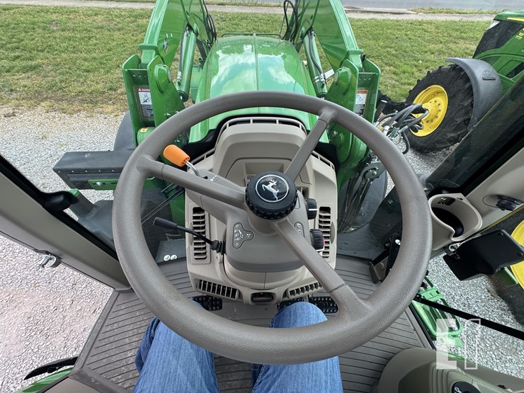 2024-john-deere-6155m-image-17