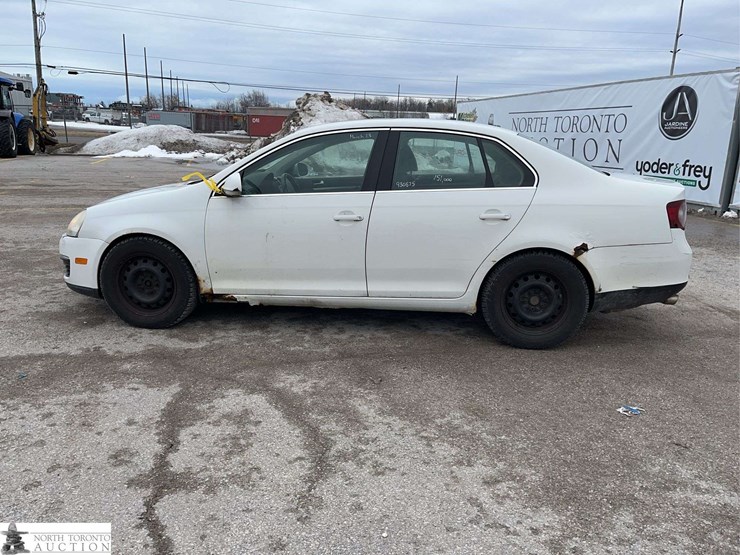 2009-volkswagen-jetta-comfortline-4dr-sedan-6a-image-8