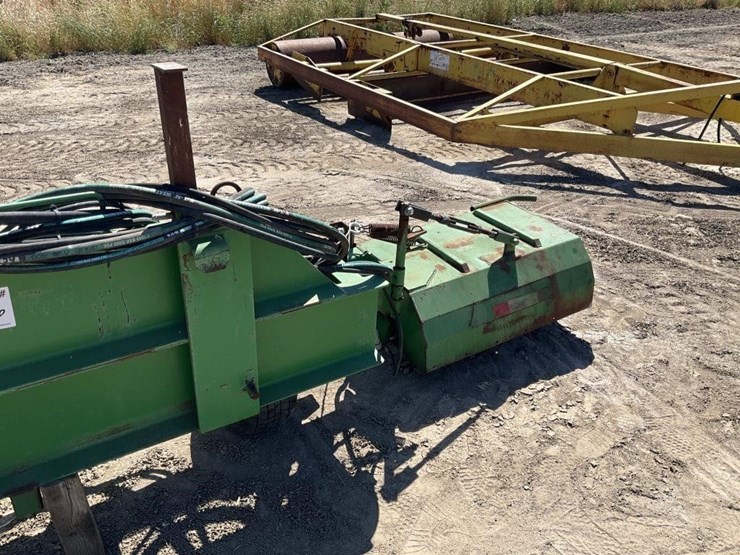 rinieri-"style"-6'-hyd.-berm-flail-mower-attach.-image-9